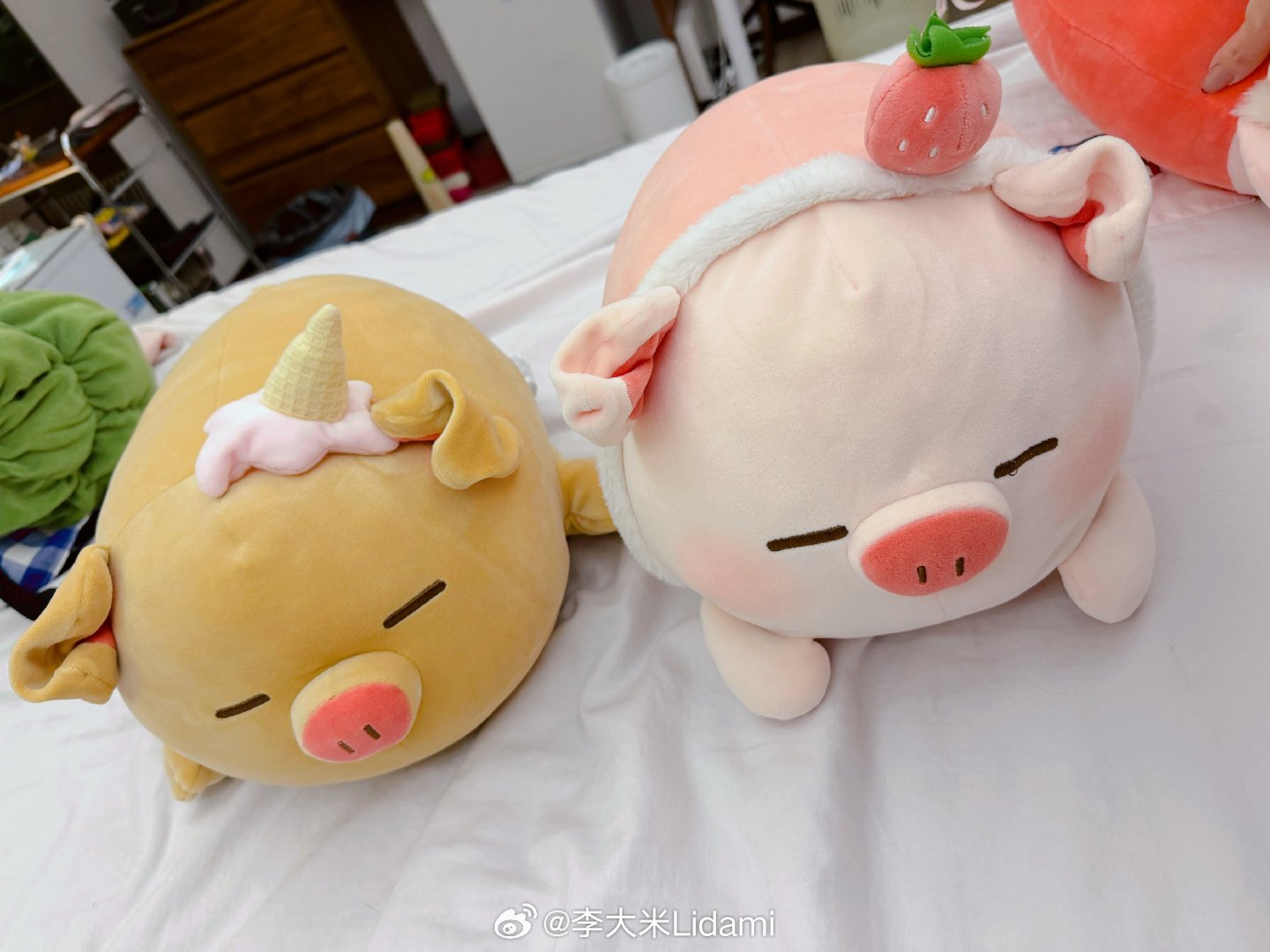 名创优品的巧克力猪像烤鸭[允悲] ​​​