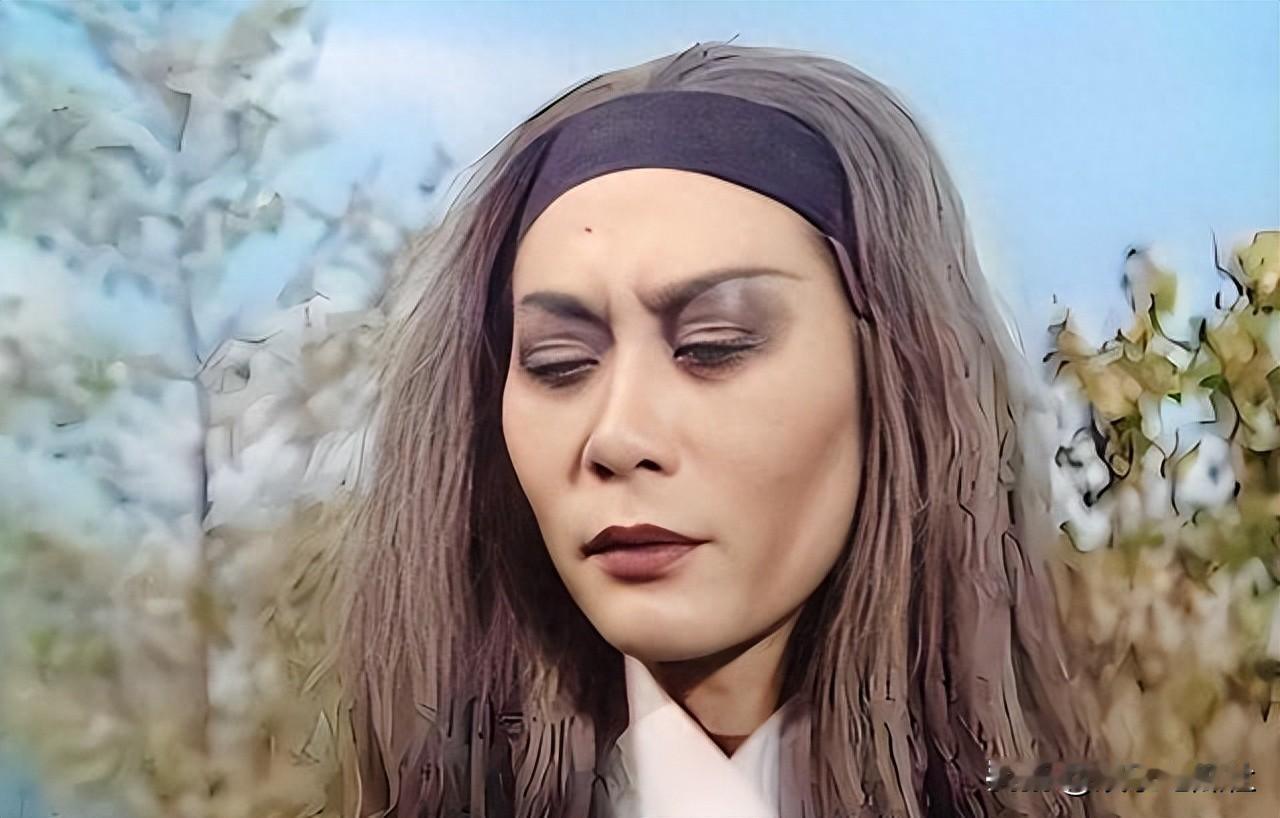 18岁演妈，76岁未嫁，她为自己选好了“福地”

83版《射雕》里，梅超风那一声