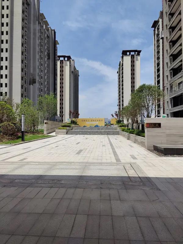 广州中建星宏城项目调规这事挺让人好奇的。这项目就是“中建联投·学府悦城”，在增城