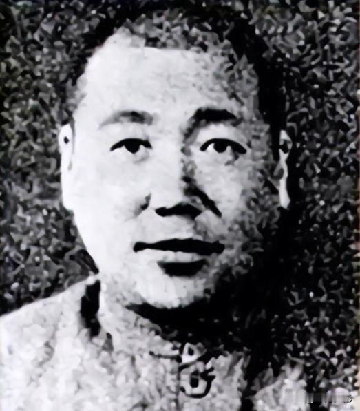 血洗古镇的匪首，十年后竟被追授抗日中将，背后真相远超想象
 
1930年，他带领