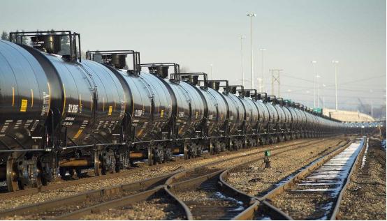 画风突变，韩国断供俄原油已经满4年，如今却主动上门谈合作，东南亚两国也紧跟风，实