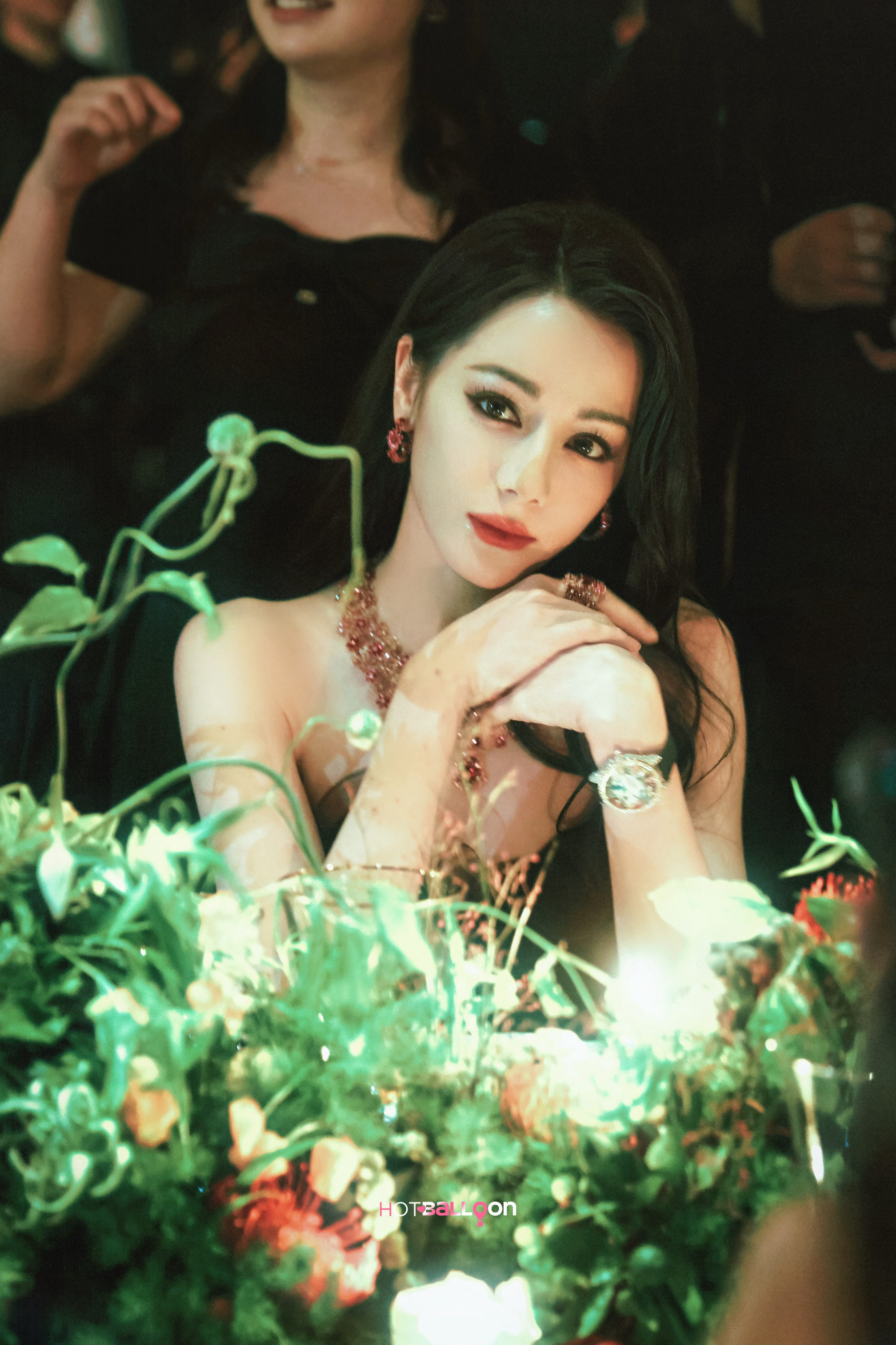 迪丽热巴[超话]-20250312 云南Dior活动大家都来一起许愿吧[太开心]