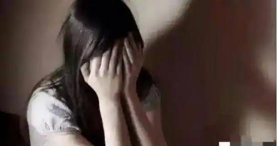 山西太原，一男子在饭桌上认识了一女子，两人相谈甚欢，吃完饭后一起去了酒店开房，期