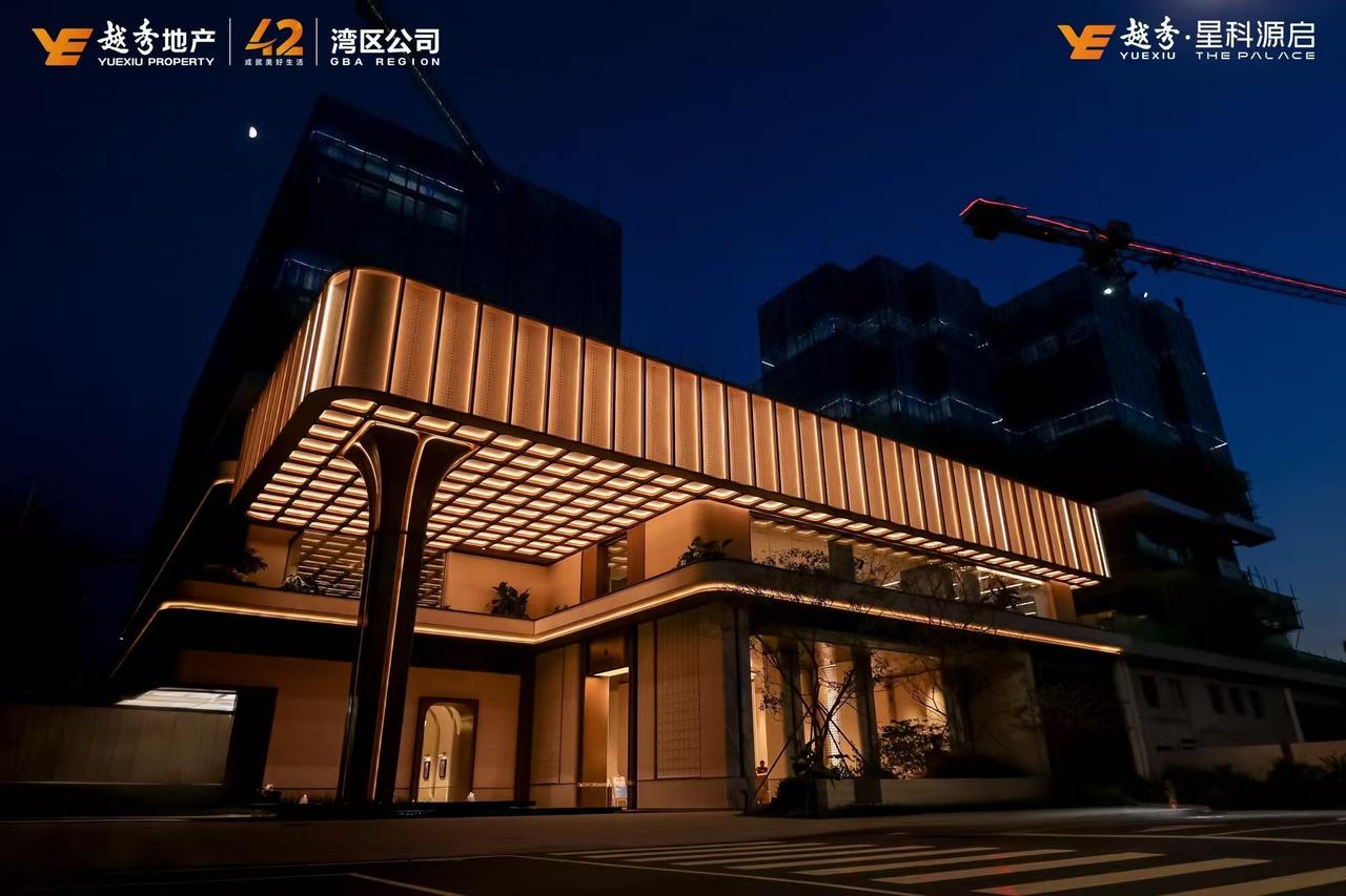 卷产品从卷“第一眼”开始，具有独特风格极其养眼的展示区，总能抢夺更多民众的眼球，