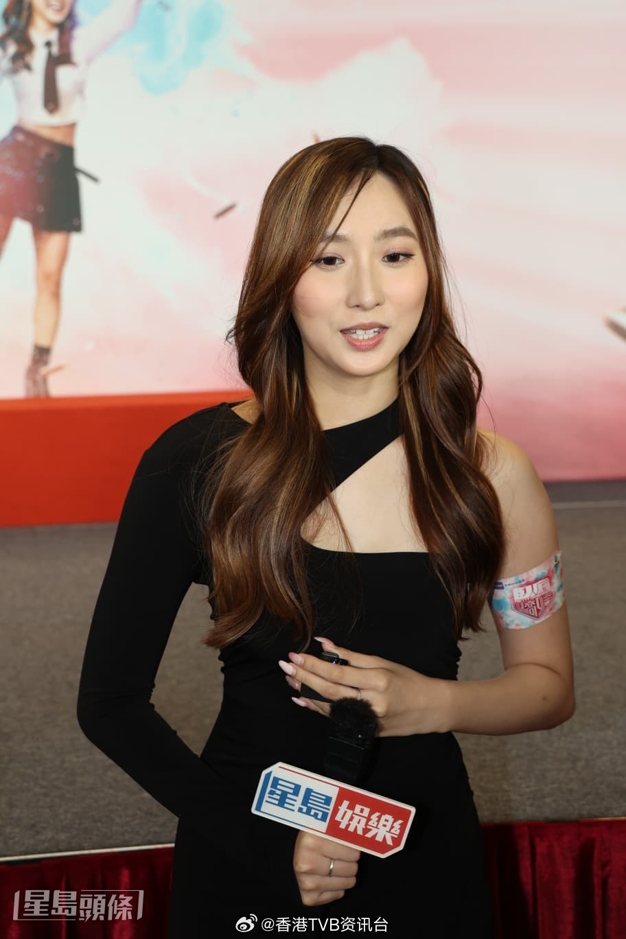 星岛：钟柔美回应被指态度差 承诺日后会注意言行 澄清与经理人为好朋友钟柔美、张曦