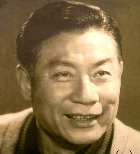 他们没拿过奖，但全中国的人都记得他们。
郭振清演的李向阳，骑着马冲进敌营，枪一甩