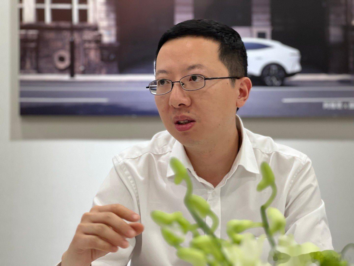 阿维塔陈卓：阿维塔明年会有3款新车，推出纯电＋增程双动力路线。#2023成都车展