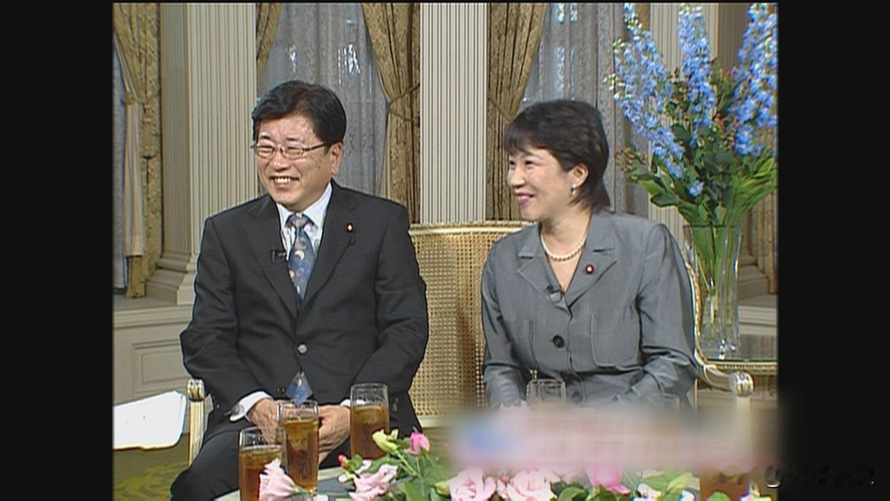 日本政坛最近炸开了锅，就因为高市早苗的孙子选择去中国读大学。很多人可能觉得这只是