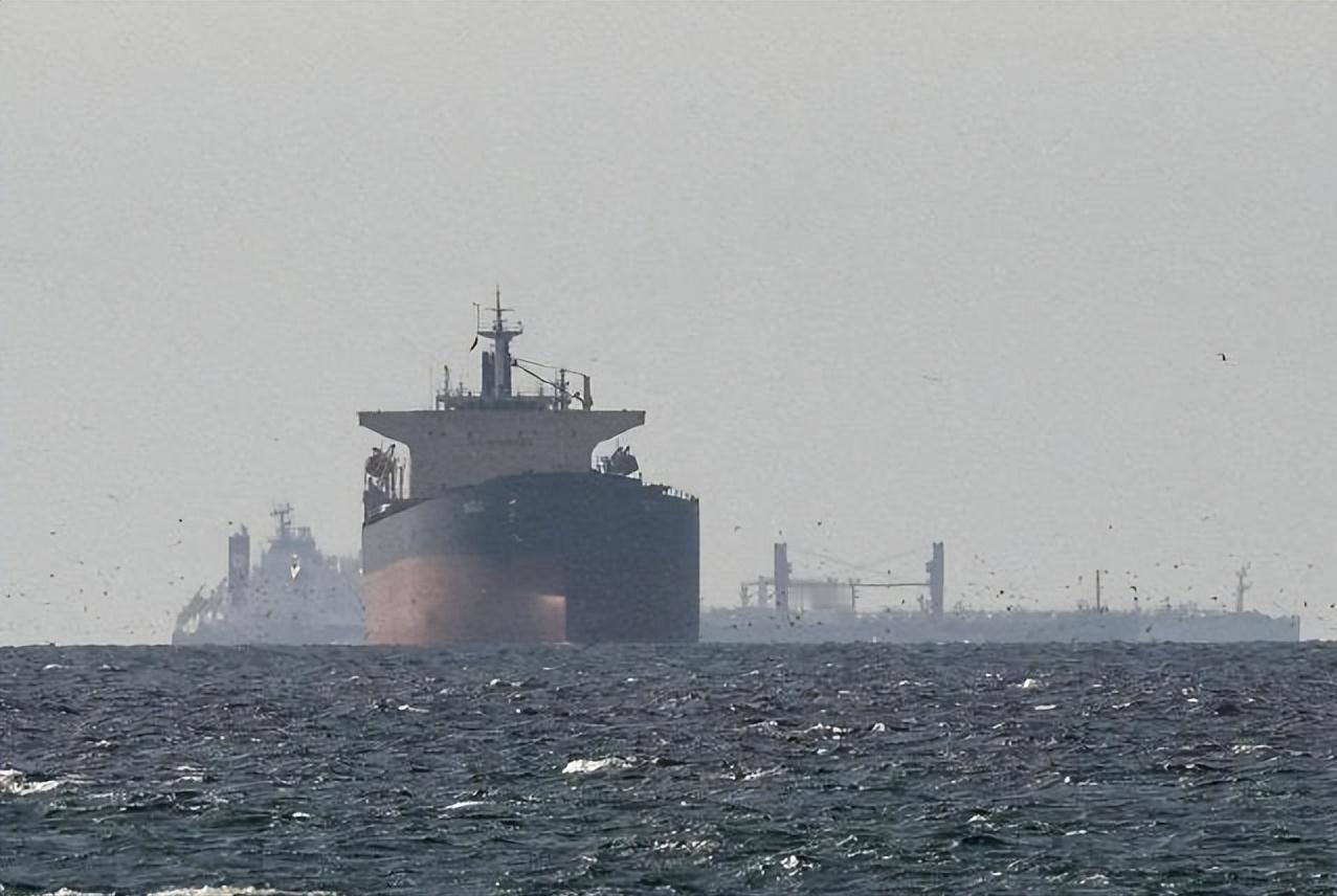 2026.4.26日美伊局势最新进展
1、美国国防部长海格塞斯在昨天新闻记者会上