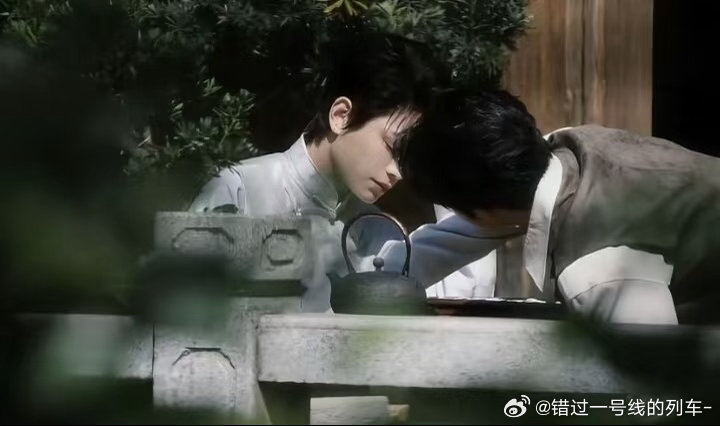 怎么每次都离那么近啊我有感觉，其实亲过🙀 