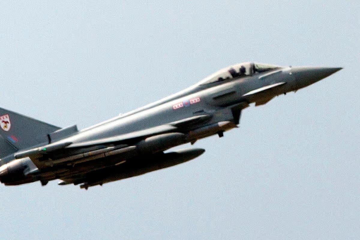 英国战斗机刚刚在乌克兰上空首次击落了俄罗斯无人机！这是战争爆发以来的首次此类事件