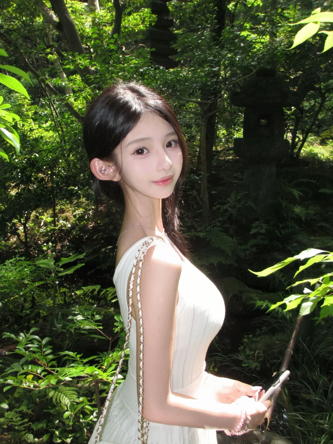 漂亮的眼睛真的很加分QAQ