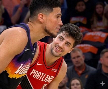 骗B太大山女孩被百万网红长期资助布克，再次被欧洲球员拿捏