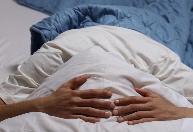 21岁大学生确诊阴茎癌，圈子干净爱运动，女友：因为这习惯分手了

