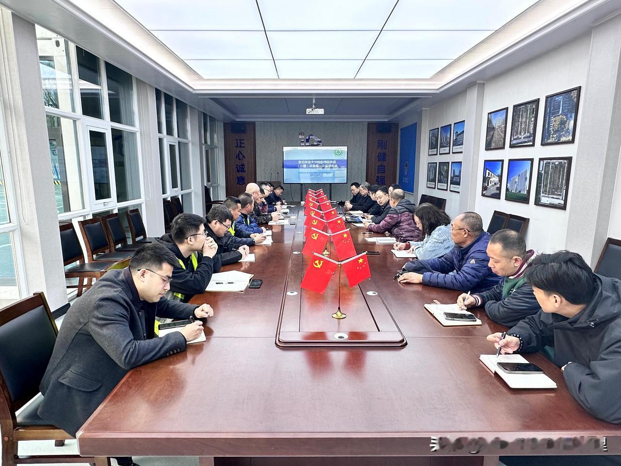 总监理工程师在监理例会上的精彩发言摘录如下：对总包单位本周安全管理工作给予充分肯