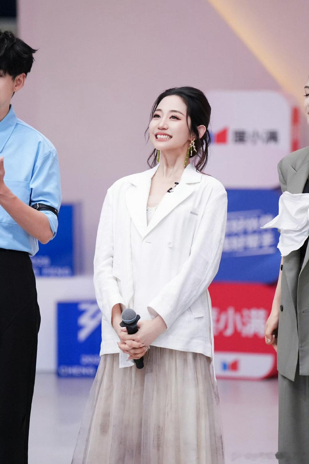 浪7总决赛有双人秀乘风2026 我已经把闹钟订好了！浪7总决赛搞双人秀还开放观众