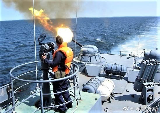少见的AK630近防炮和人工备份瞄准具外军影像兵器影像武器装备