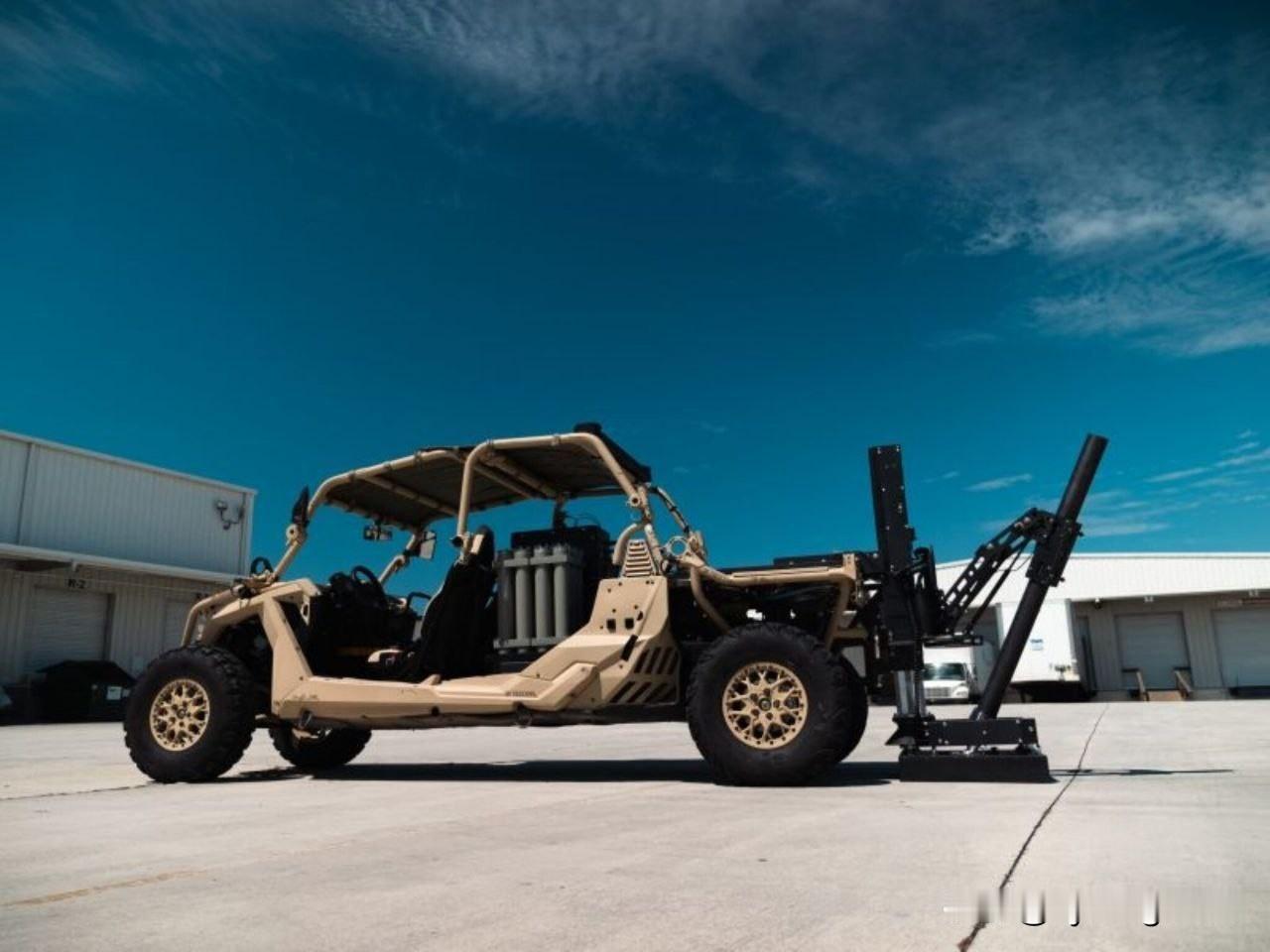 🇺🇸美国海军陆战队弗吉尼亚试验场测试了创新的“蝎子”轻型火炮系统，该系统安装