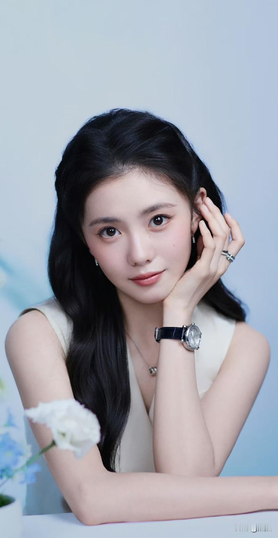 《主角》女主刘浩存，其实很多人并未用心了解，便轻易评价她长相普通。单论五官精致度