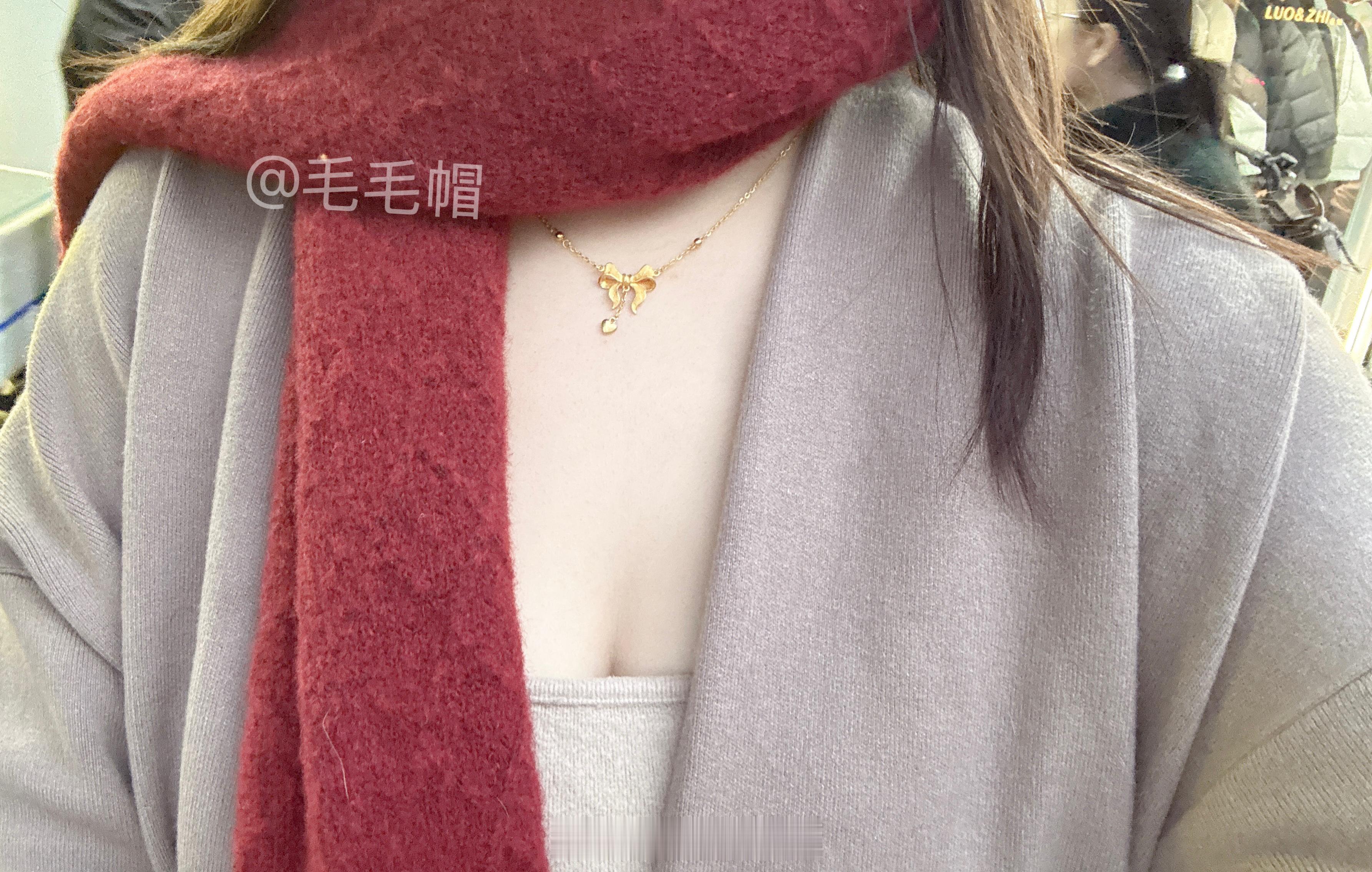 降温了嘿嘿，围巾🧣登场！ 