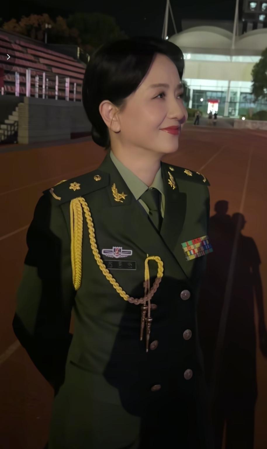 怪不得梁老师看不上祁厅长，也不看看咱梁老师是什么级别？