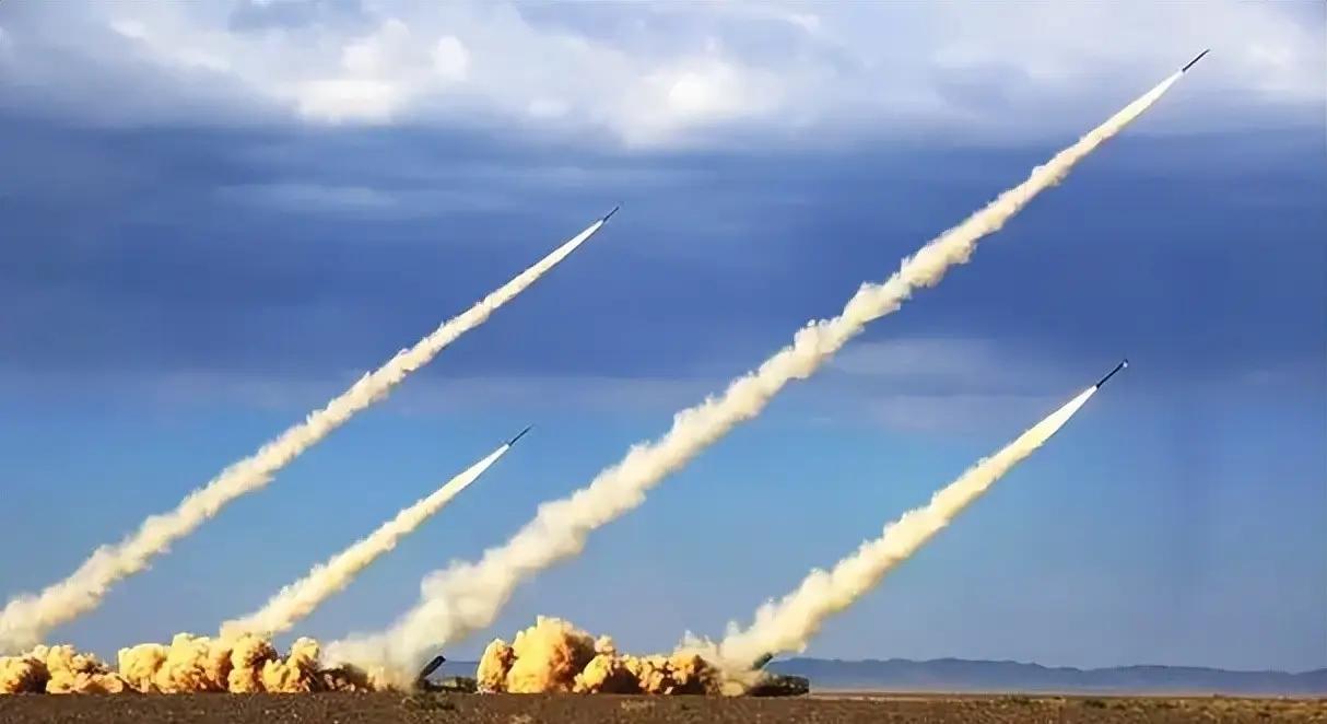 为什么非得让对方先开第一枪？如果日本一开始就发射上百甚至上千枚导弹，这第一枪会给