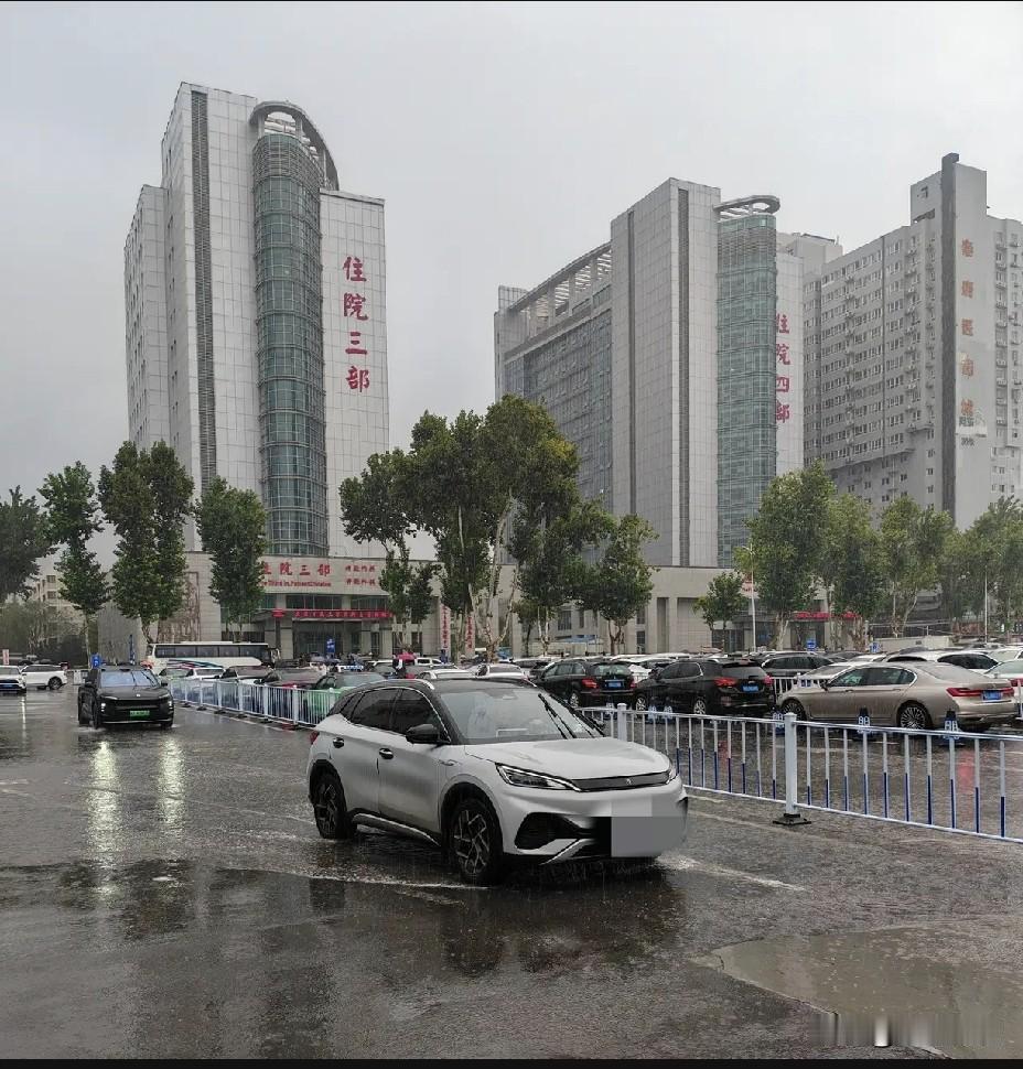 有病万不得已不能轻易做手术，朋友的3次经历告诉你为什么？
     朋友今年63