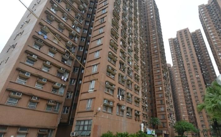 今日（26日）早上7时17分，香港屯门兆康苑兆华阁对开公园内，一名60多岁的女子