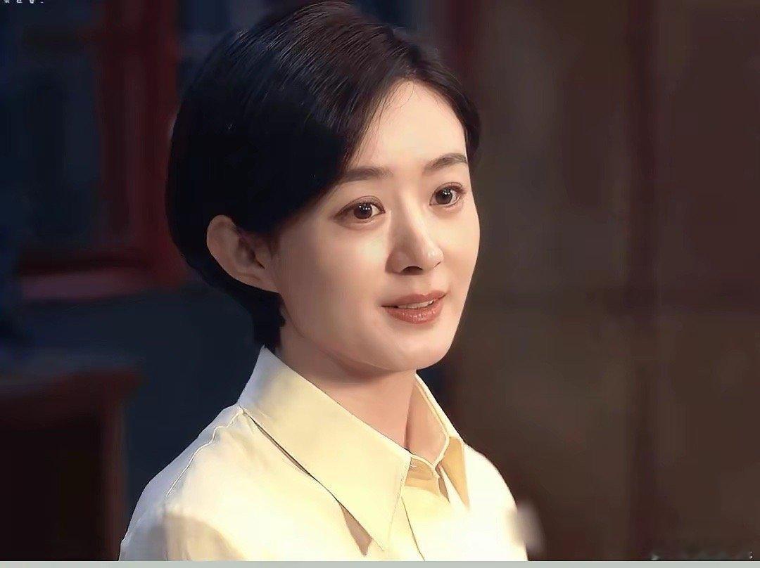 《大城小事》对赵丽颖很关键，播好了明年对打杨幂争视后，播不好就又要被嘲讽了。赵丽