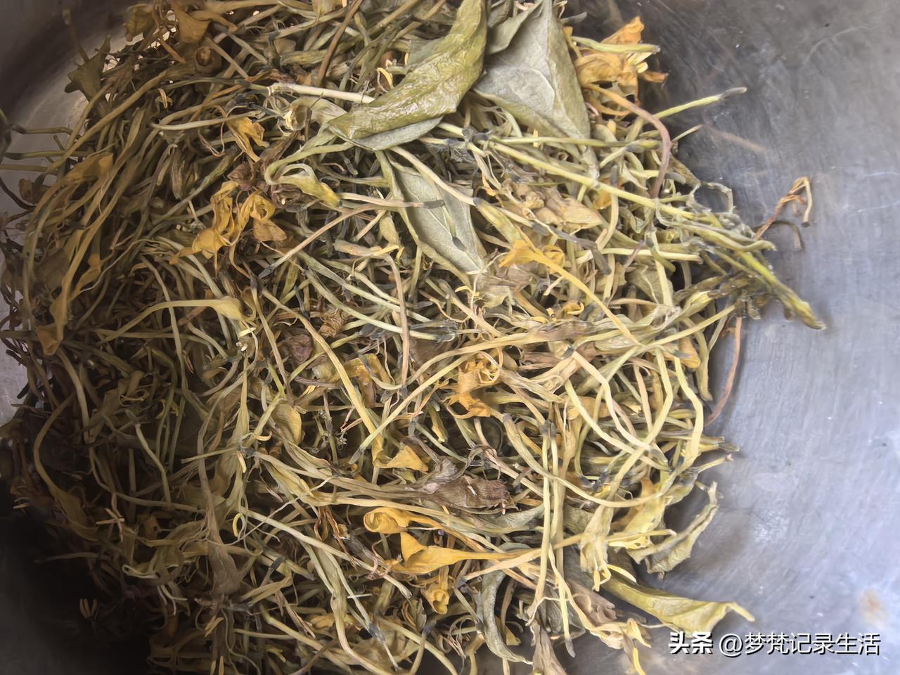 做到老学到老这话一点也不假，有些事自己怎么做都差强人意，经人一指拨犹如醍醐灌顶瞬