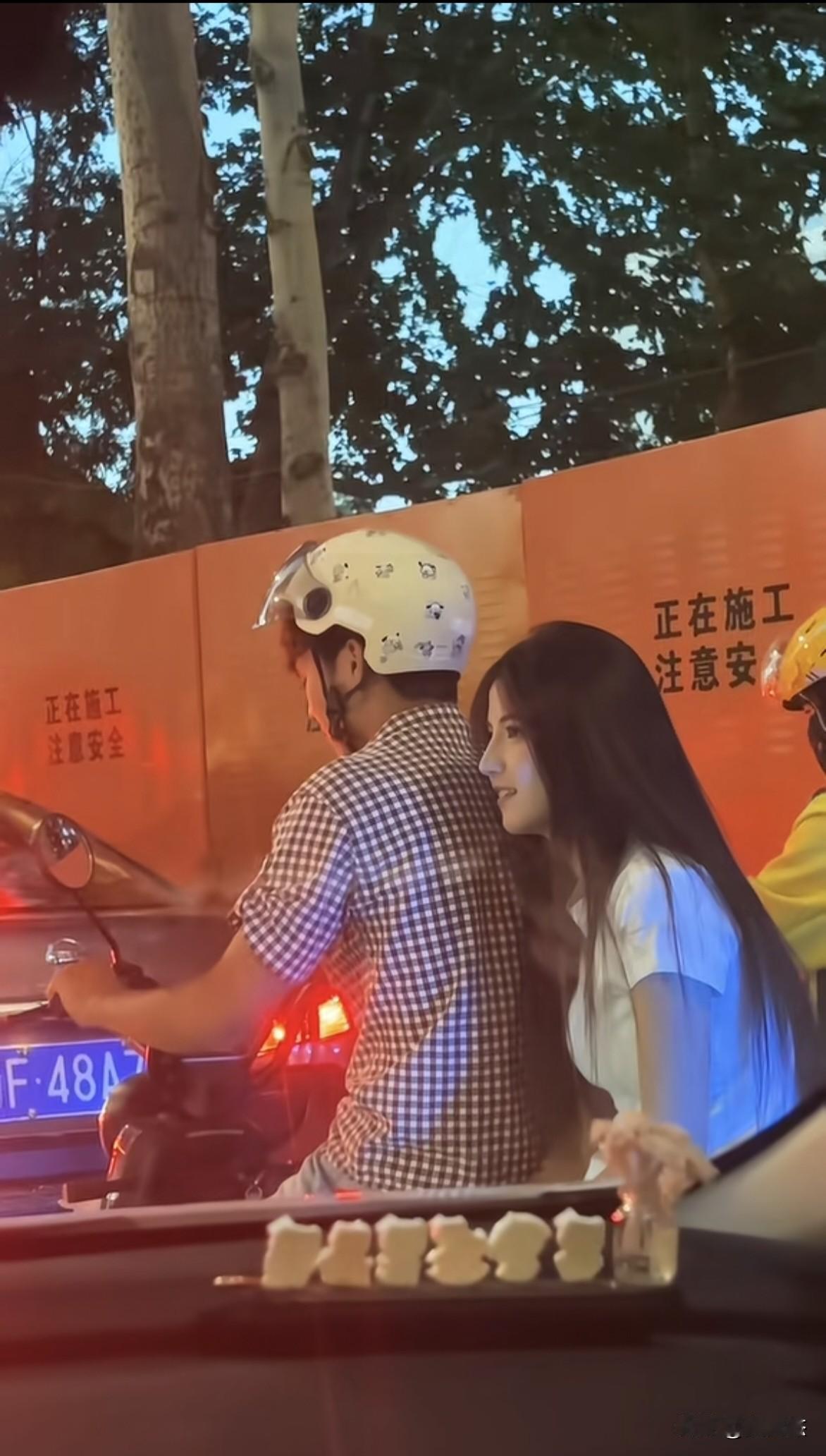男生蛮帅的，所以不要纠结输在哪里！