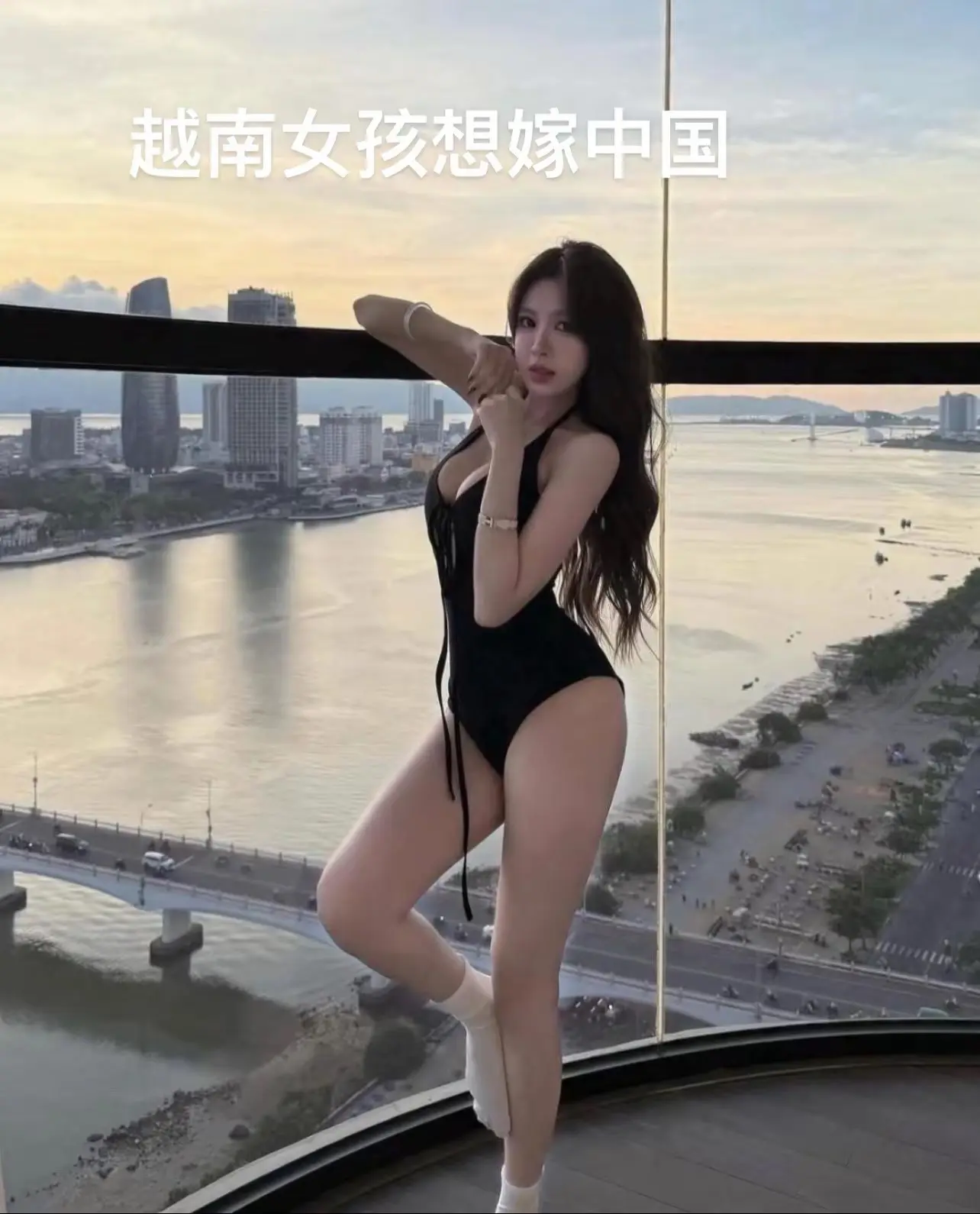 拍照从不批腿 一起野个好身材 练完不拍照等于白练 辣妹拍照