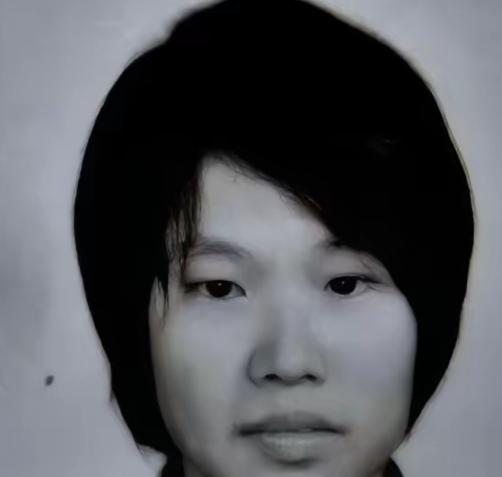 雌雄同体！1965年，重庆一“女子”出生便拥有两套生殖系统，她十八岁先是嫁老公生