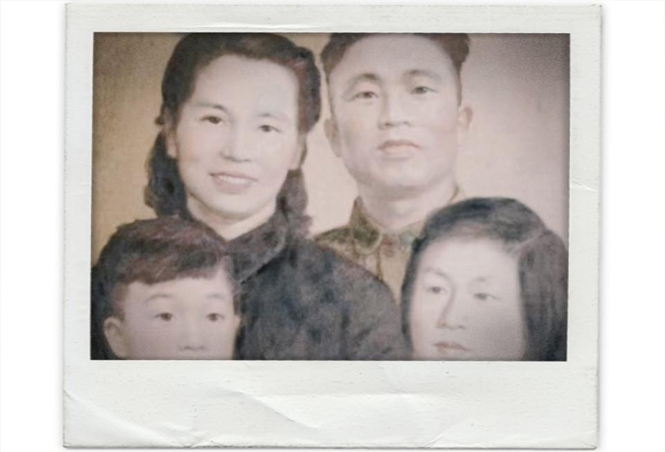 朱枫烈士身后事：丈夫以衣冠为冢，跨越岁月的深情悼念
 
朱枫牺牲后，她的丈夫朱晓