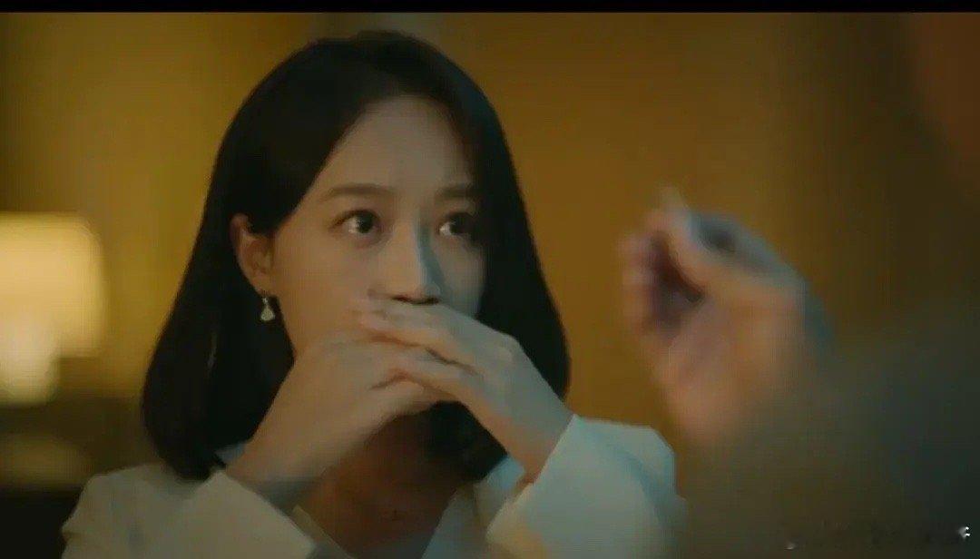 #谁家夫妻做成这模样啊#谁家夫妻做成这模样啊《错位》中的夫妻大戏，佟大为与蓝盈莹