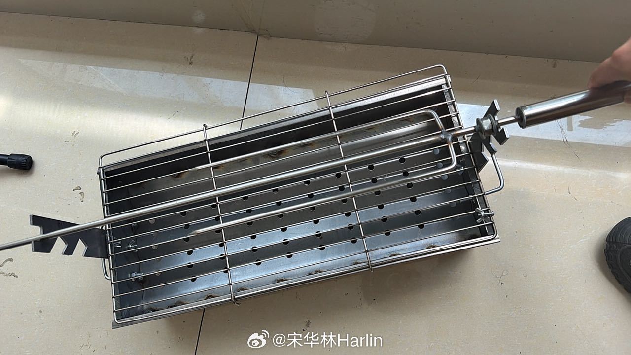 明天带孩子们露营，顺便按照李杰灵公开的配方，复刻一下大运烧鸡