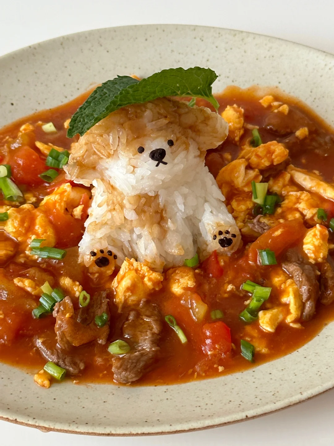 小狗番茄滑蛋牛肉饭～