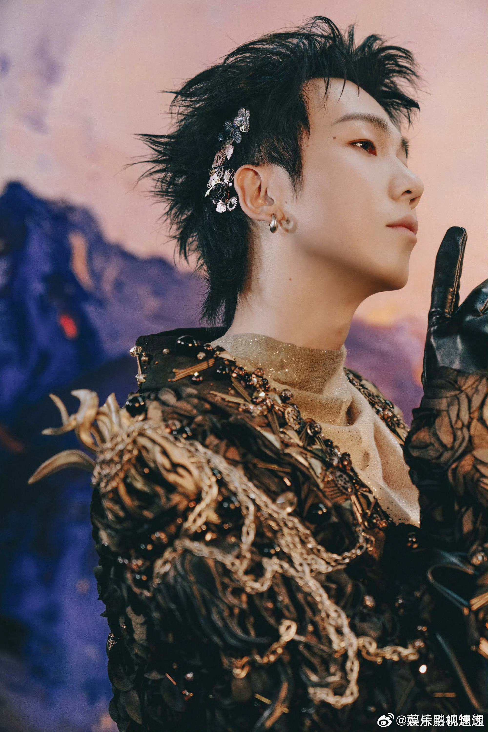 白举纲冷不丁邦邦一套咏春拳 说打就打说比划就比划，白举纲这种即兴发挥的能力太强了