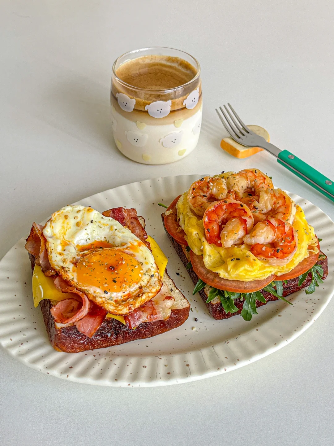 元气早午餐🍳吐司三明治双拼🥪拿铁🥛