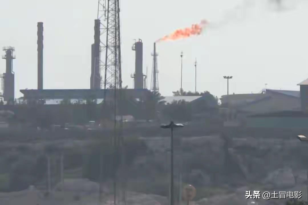 炸完了还要再炸几次，就为了开心？美国总统特朗普这话说得，简直是把战争当成了电子游