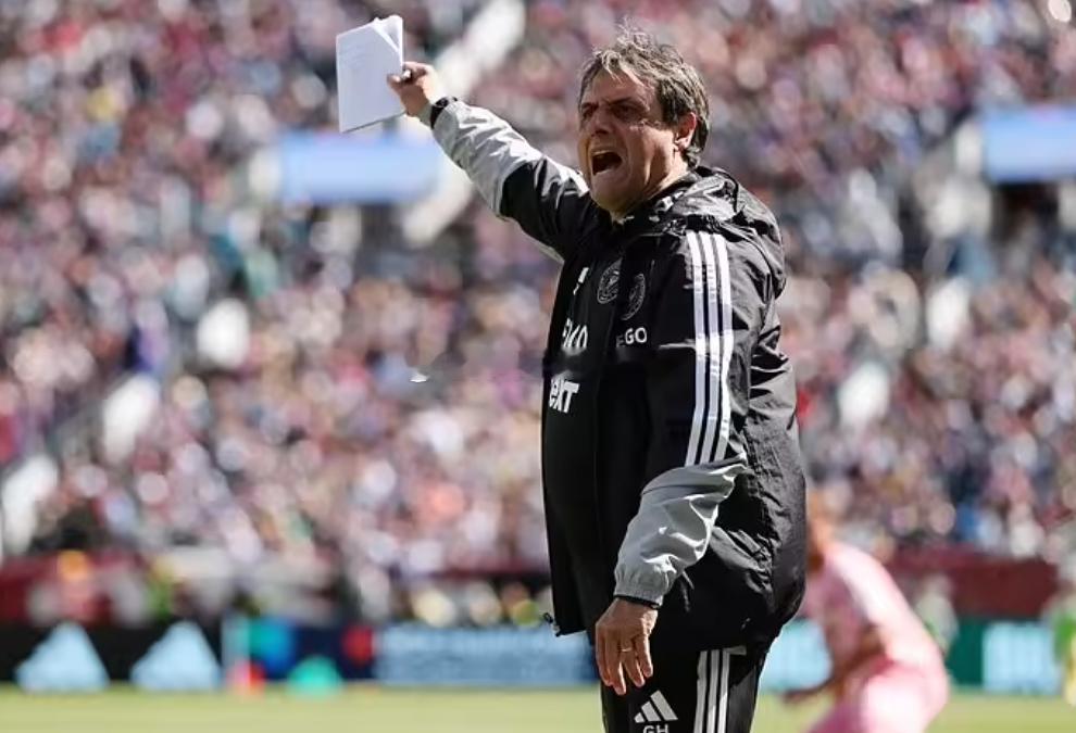 据阿根廷《奥莱报》报道，奥约斯正逐渐成为迈阿密国际不可或缺的人物。自接替马斯切拉