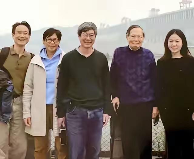杨光诺一句“继母是恩人”，才道破翁帆这段关系里最真的底色！哪是什么外界猜的算计，