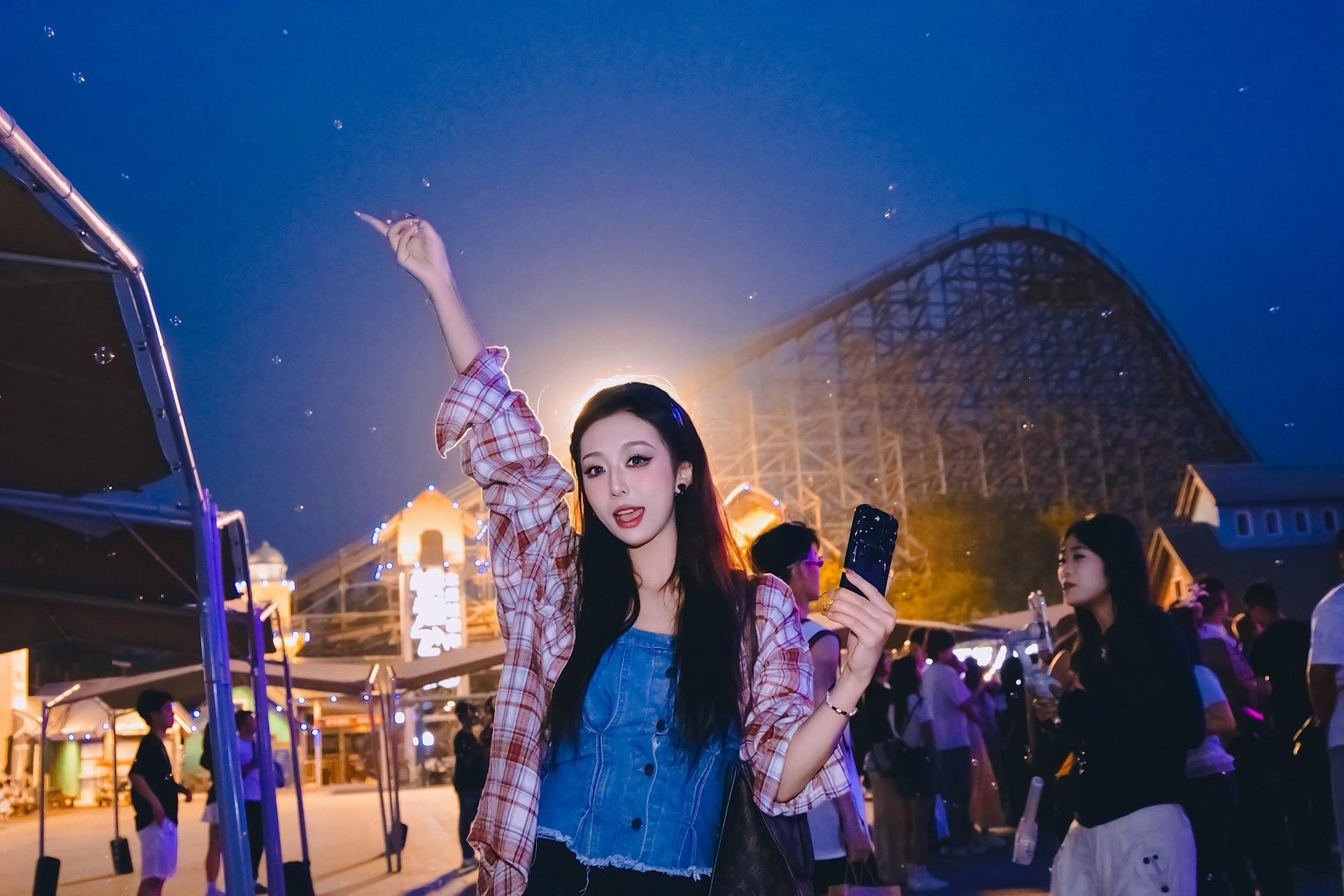 新外套好看吗？ 我是说我喜欢你