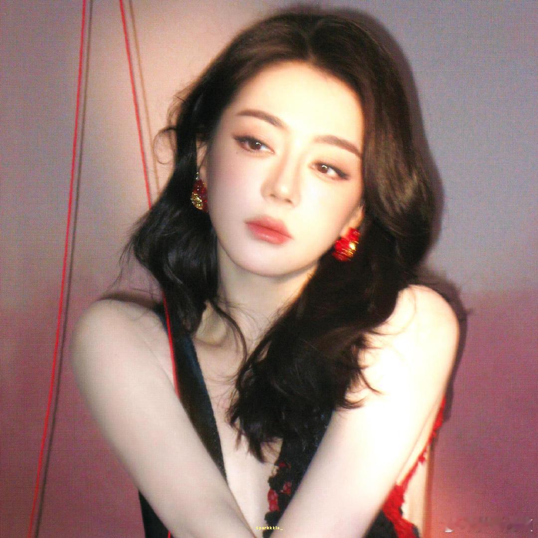 迪丽热巴确认出席时装周迪丽热巴九月有见面会时装周终于等到迪丽热巴九月行程！香辣狂