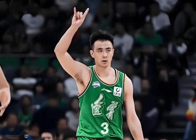 辽宁队半场开香槟，球员提前进场庆祝太业务，好在加时赛力挽狂澜

在辽宁主场对阵江