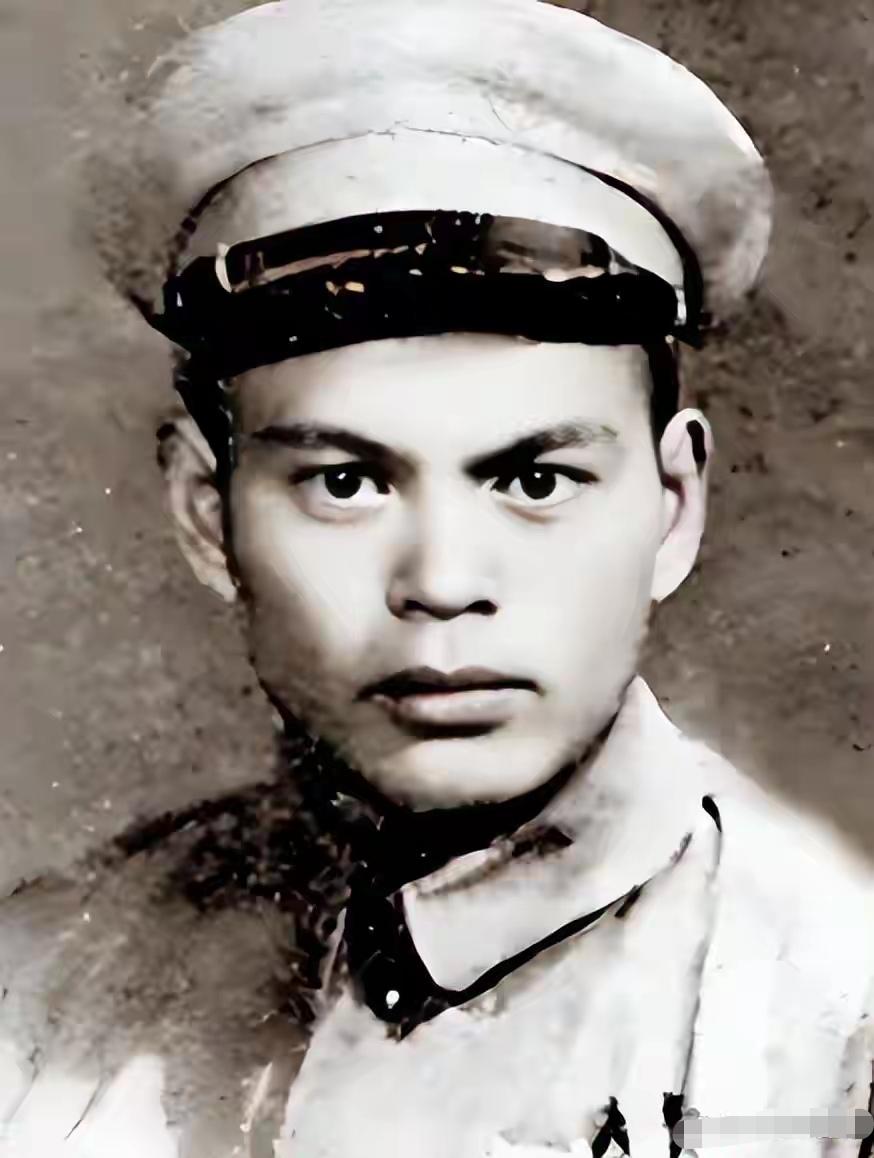 1950年新疆，108位解放军被上千叛匪困在孤城40天，弹尽粮绝之时，匪首送来一