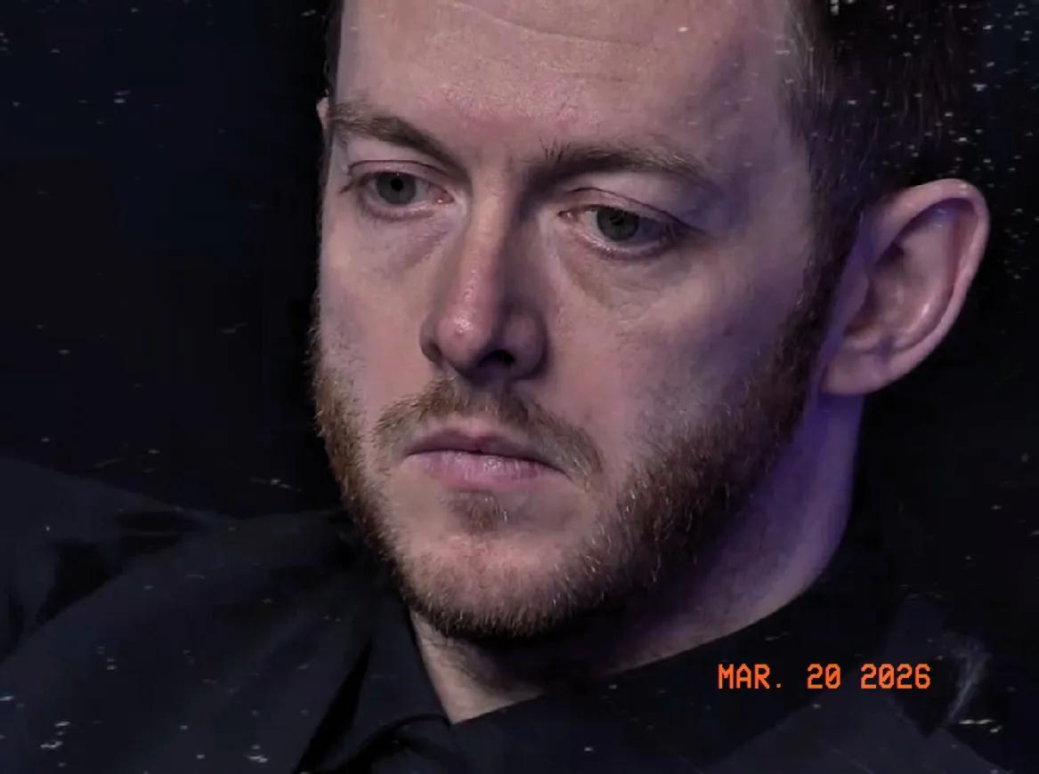 太炸裂了！
第2局，吴宜泽轰出单杆破百140分，连续二局零封马克艾伦，比分2-0