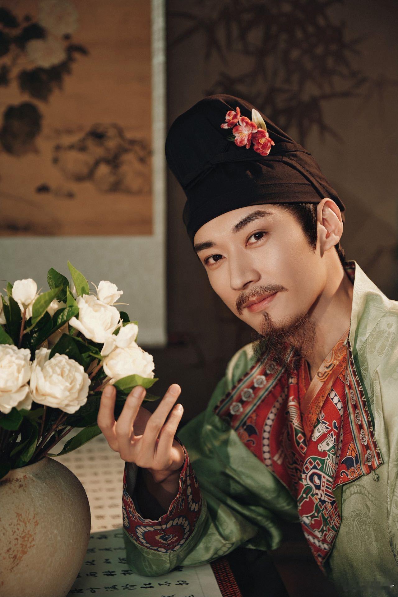 刘学义演的白居易 期待着更多刘学义的白居易时刻，他用自己的才华将这位诗人渲染得淋