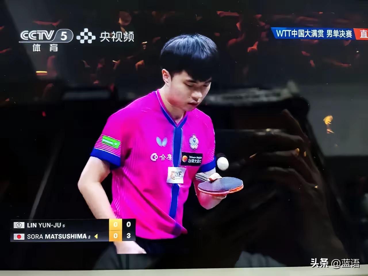 真的太吃“闷声干大事”的运动员人设了，那种赢了球先和对手点头致意、输了球也先给对
