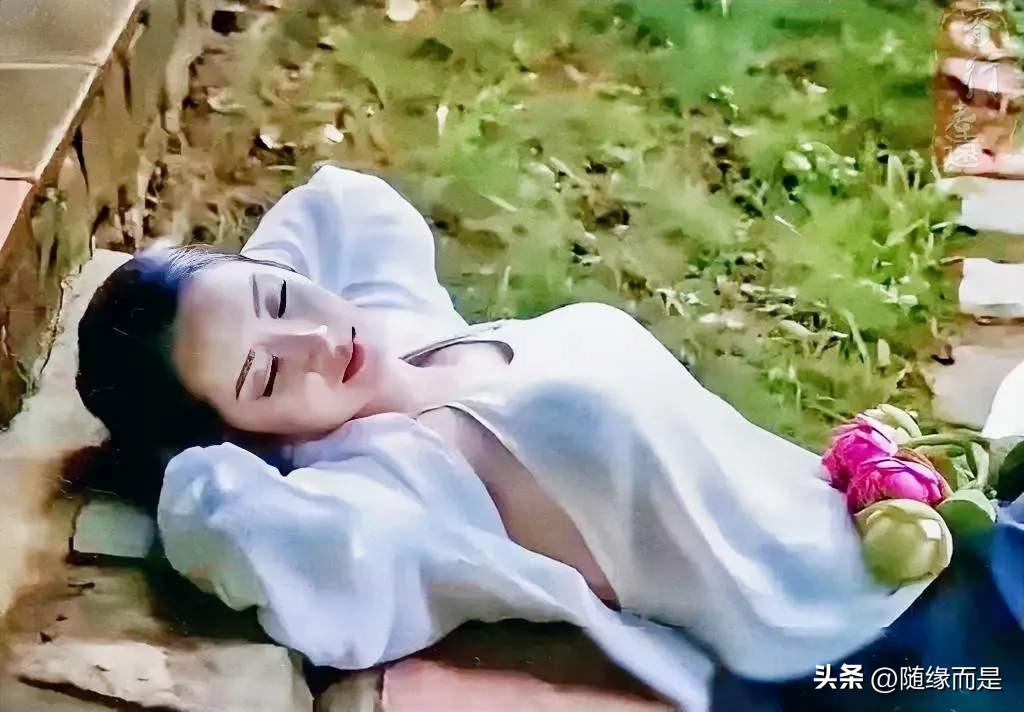 分享几张美人照，不同风格和背影的美女照。